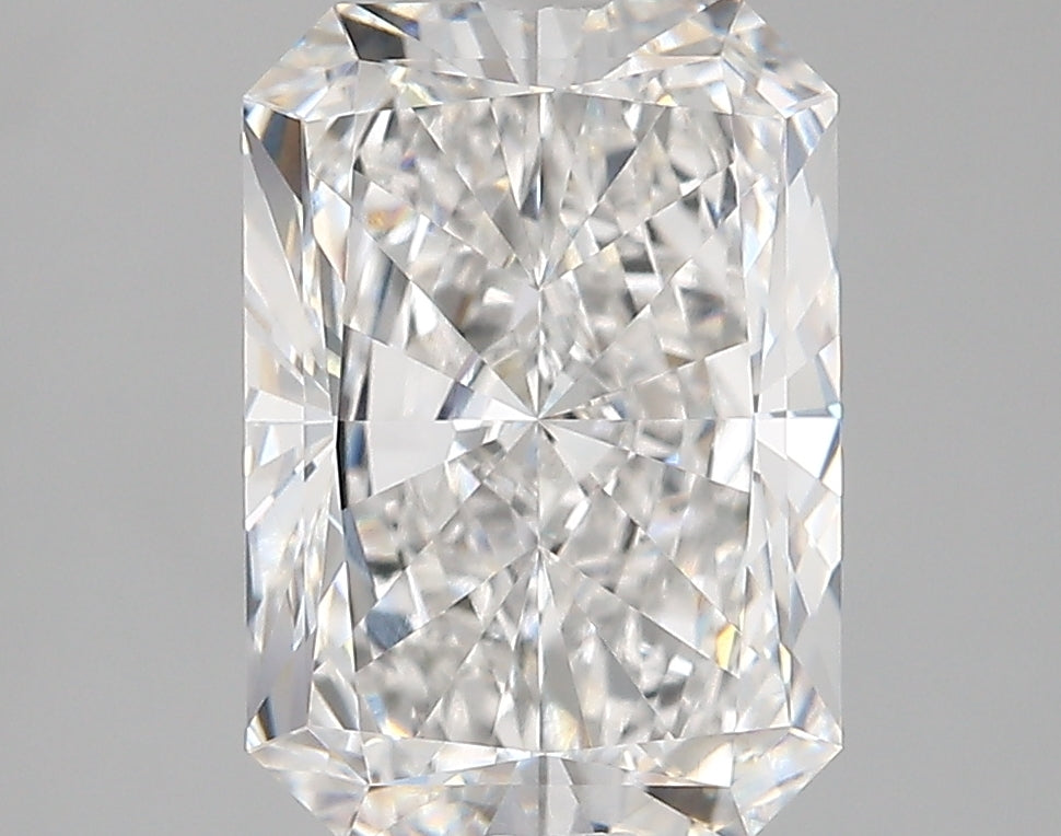 4.00 Carat Radiant Shaped, Very Good Cut, E Color, VVS1 Clarity, IGI Certified Lab Grown Diamond