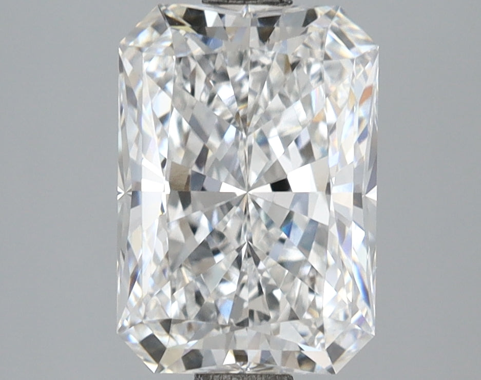 2.59 Carat Radiant Shaped, Ideal Cut, E Color, VVS2 Clarity, IGI Certified Lab Grown Diamond