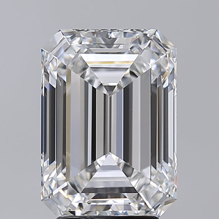 4.02 Carat Emerald Shaped, Excellent Cut, E Color, VVS2 Clarity, IGI Certified Lab Grown Diamond