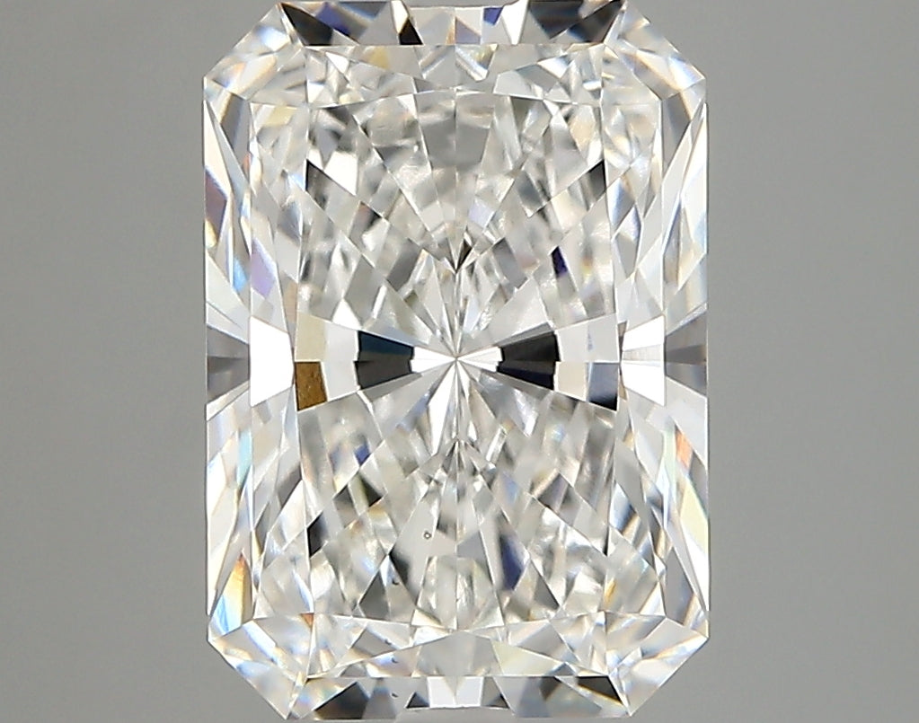 4.16 Carat Radiant Shaped, Very Good Cut, E Color, VS1 Clarity, IGI Certified Lab Grown Diamond