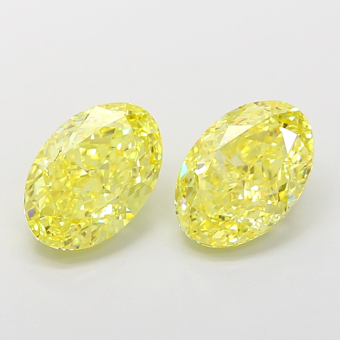 2.59 Carat Oval Shaped, Very Good Cut, VS1 Clarity, IGI Certified Lab Grown Diamond