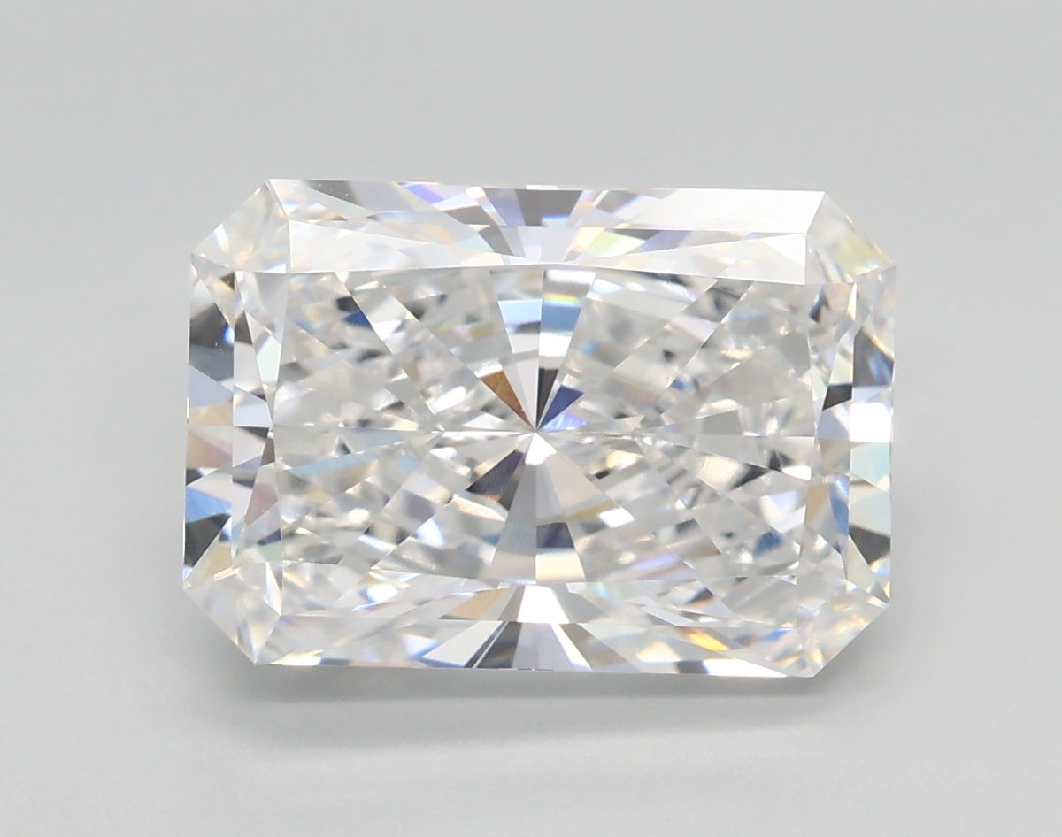 4.36 Carat Radiant Shaped, Very Good Cut, E Color, VVS1 Clarity, IGI Certified Lab Grown Diamond