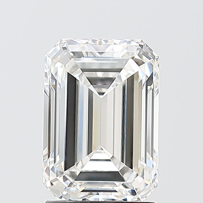 2.09 Carat Emerald Shaped, Ideal Cut, F Color, VVS2 Clarity, IGI Certified Lab Grown Diamond