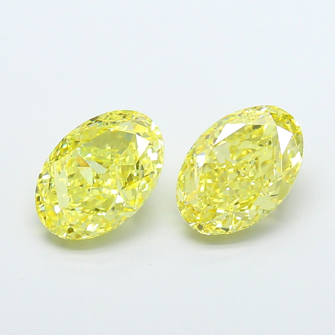 2.01 Carat Oval Shaped, Excellent Cut, VS1 Clarity, IGI Certified Lab Grown Diamond