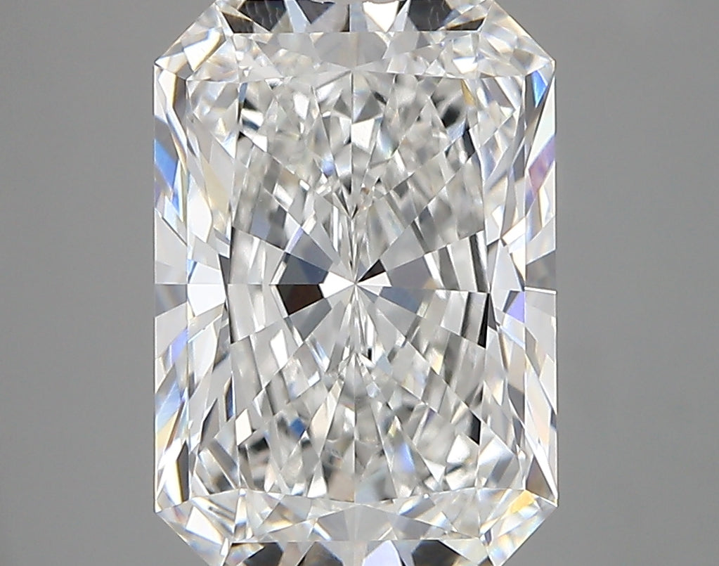 4.24 Carat Radiant Shaped, Very Good Cut, D Color, VVS1 Clarity, IGI Certified Lab Grown Diamond