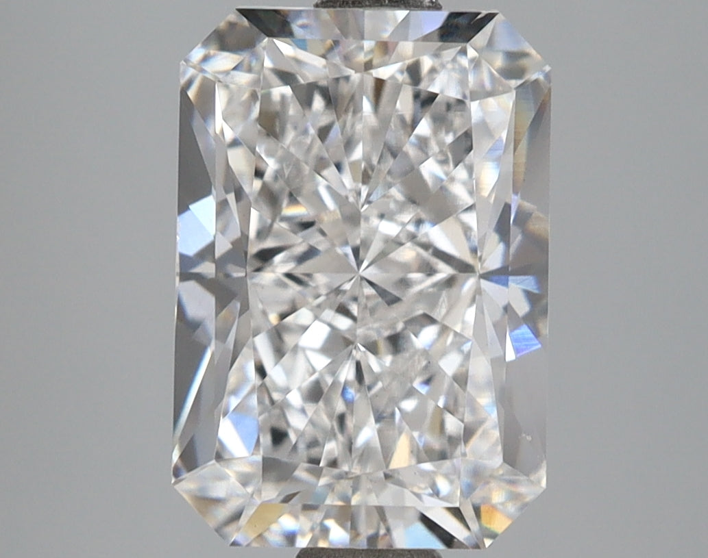 4.02 Carat Radiant Shaped, Very Good Cut, D Color, VS1 Clarity, IGI Certified Lab Grown Diamond