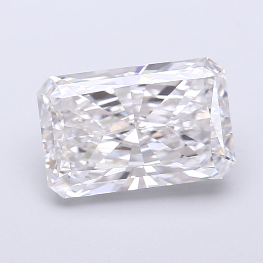 3.02 Carat Radiant Shaped, Very Good Cut, E Color, VVS2 Clarity, IGI Certified Lab Grown Diamond