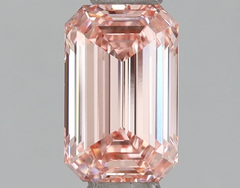 1.04 Carat Emerald Shaped, Ideal Cut, VVS2 Clarity, IGI Certified Lab Grown Diamond