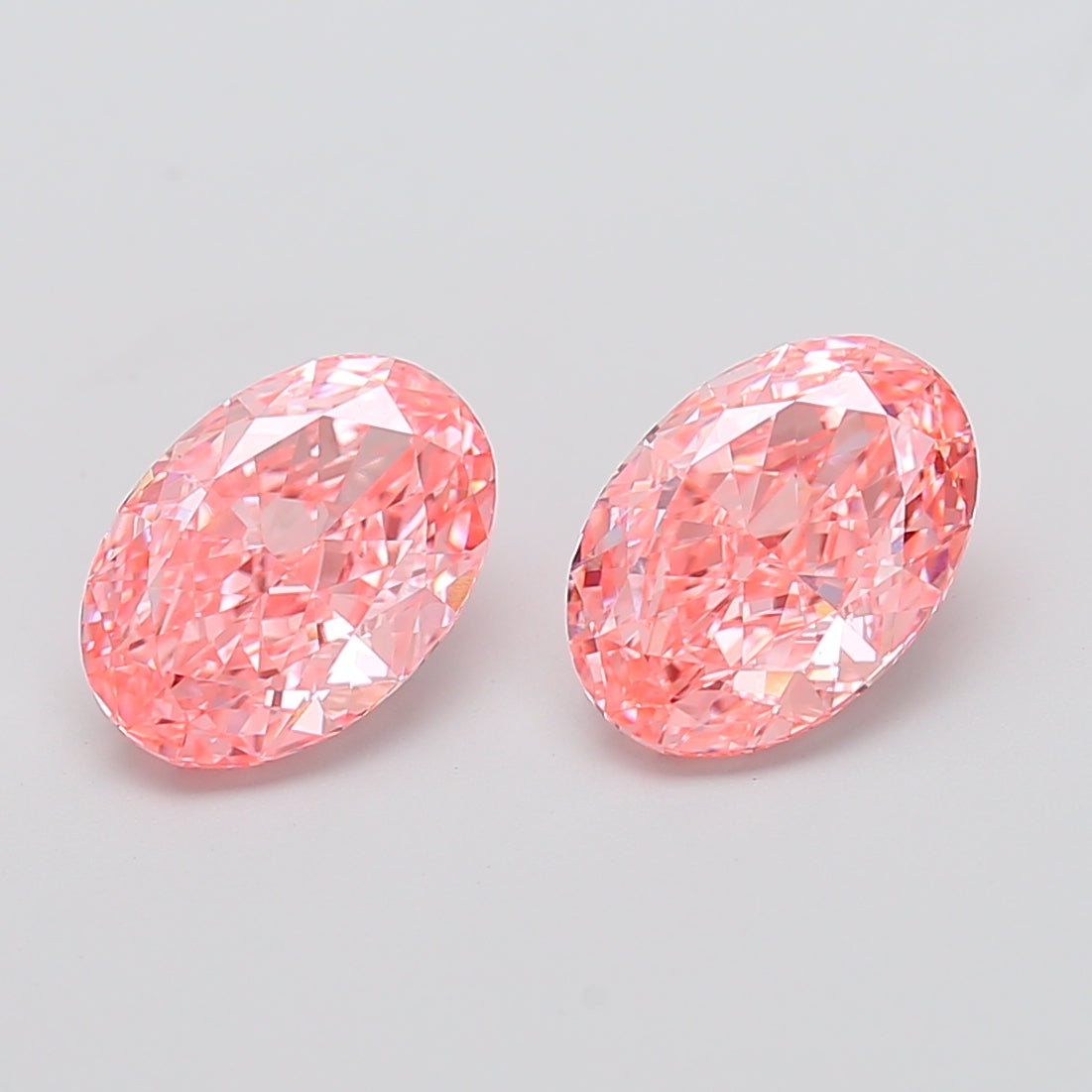 2.28 Carat Oval Shaped, Ideal Cut, VVS2 Clarity, IGI Certified Lab Grown Diamond