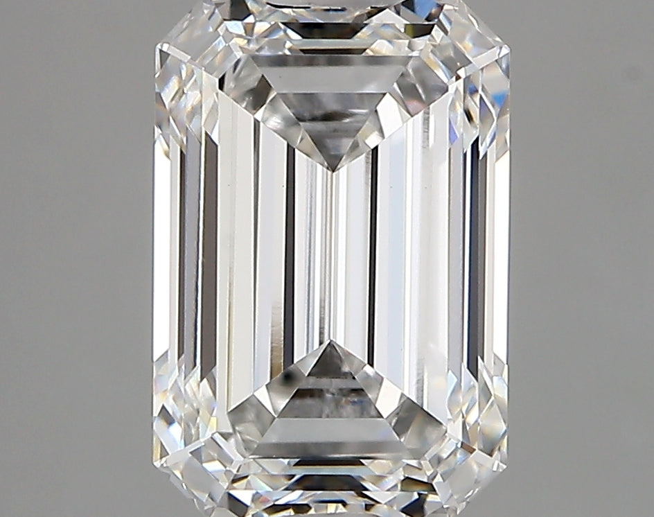 4.00 Carat Emerald Shaped, Very Good Cut, E Color, VVS1 Clarity, IGI Certified Lab Grown Diamond