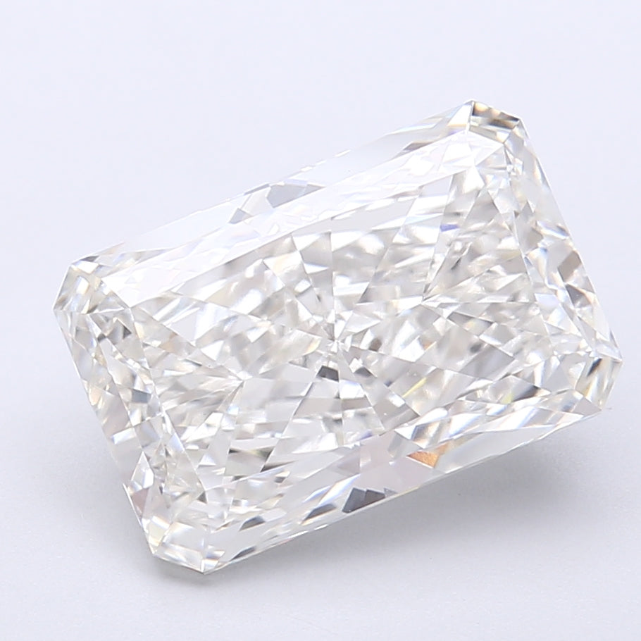 5.12 Carat Radiant Shaped, Very Good Cut, G Color, VVS2 Clarity, IGI Certified Lab Grown Diamond