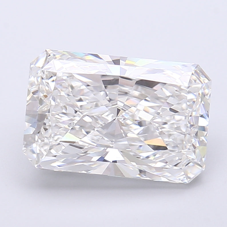 4.06 Carat Radiant Shaped, Very Good Cut, E Color, VVS2 Clarity, IGI Certified Lab Grown Diamond