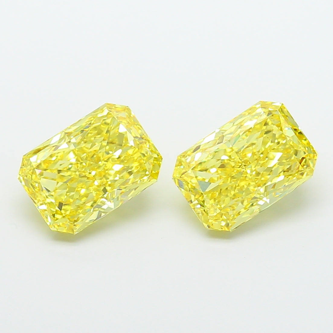 5.00 Carat Radiant Shaped, Excellent Cut, VS2 Clarity, IGI Certified Lab Grown Diamond