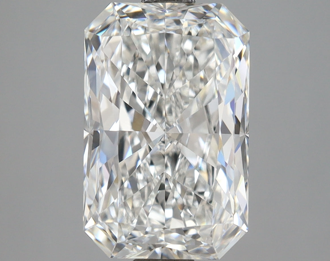 3.08 Carat Radiant Shaped, Ideal Cut, F Color, VVS2 Clarity, IGI Certified Lab Grown Diamond