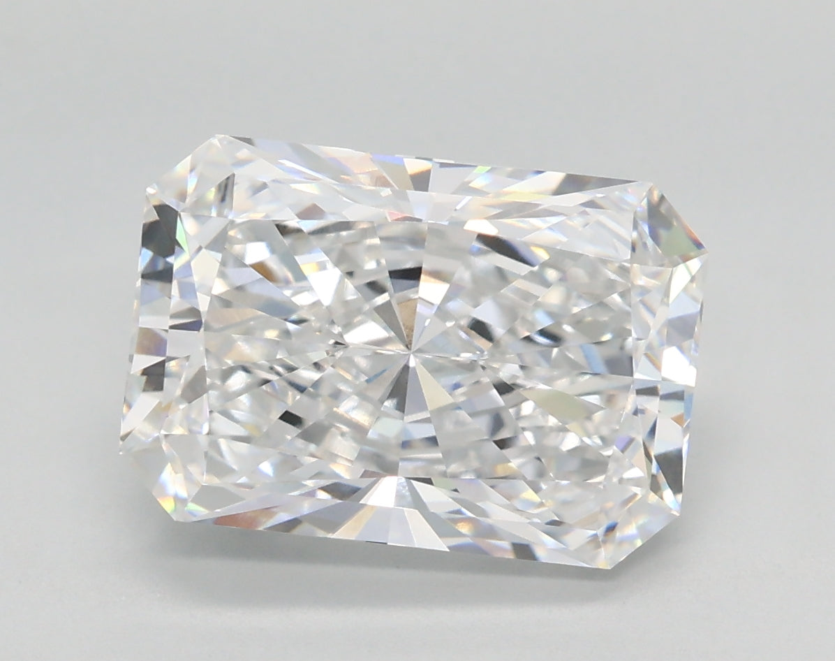 4.21 Carat Radiant Shaped, Very Good Cut, D Color, VVS1 Clarity, IGI Certified Lab Grown Diamond