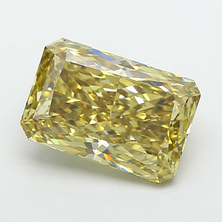 4.51 Carat Radiant Shaped, Very Good Cut, VS1 Clarity, IGI Certified Lab Grown Diamond
