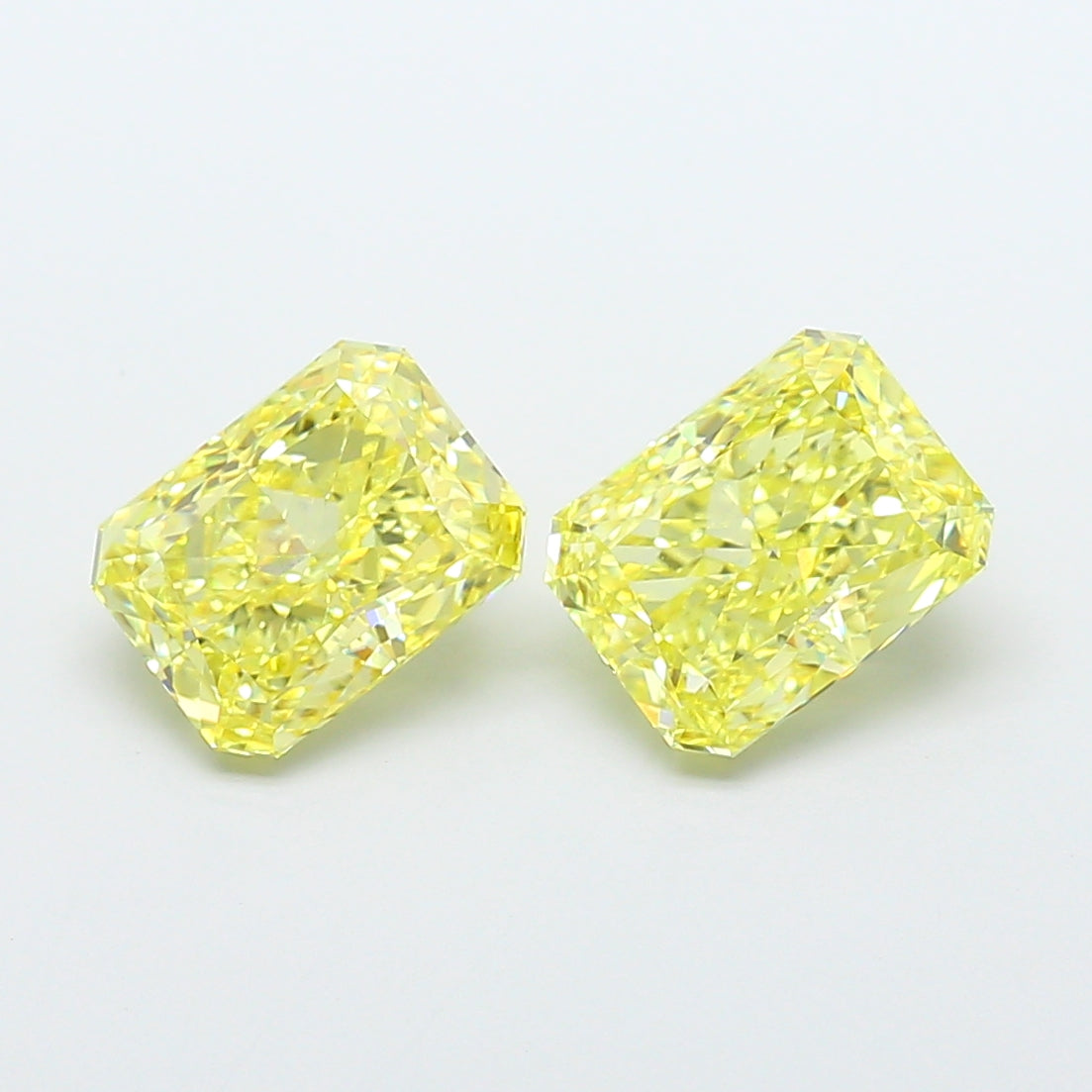 2.52 Carat Radiant Shaped, Ideal Cut, VS1 Clarity, IGI Certified Lab Grown Diamond