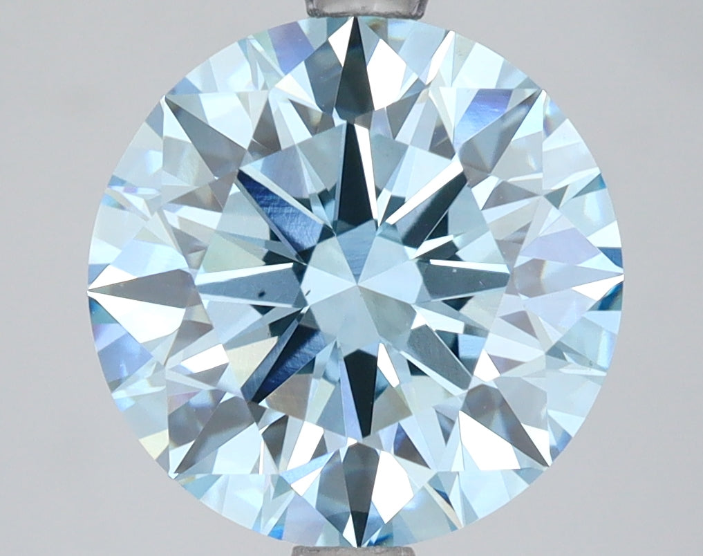 4.04 Carat Round Shaped, Ideal Cut, VS1 Clarity, IGI Certified Lab Grown Diamond