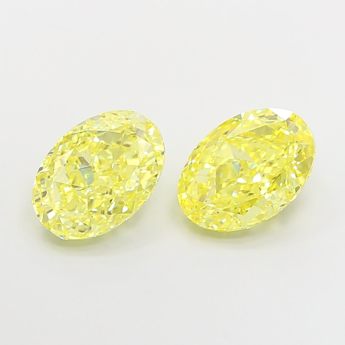 2.50 Carat Oval Shaped, Excellent Cut, VS1 Clarity, IGI Certified Lab Grown Diamond