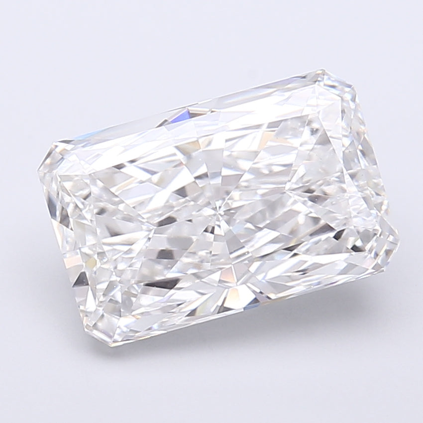 4.07 Carat Radiant Shaped, Very Good Cut, E Color, VS1 Clarity, IGI Certified Lab Grown Diamond