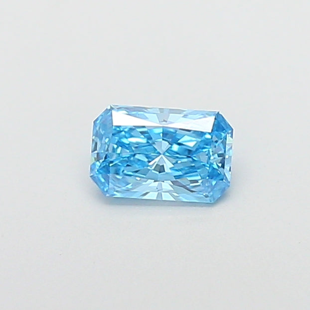 0.45 Carat Radiant Shaped, Very Good Cut, VS1 Clarity, IGI Certified Lab Grown Diamond