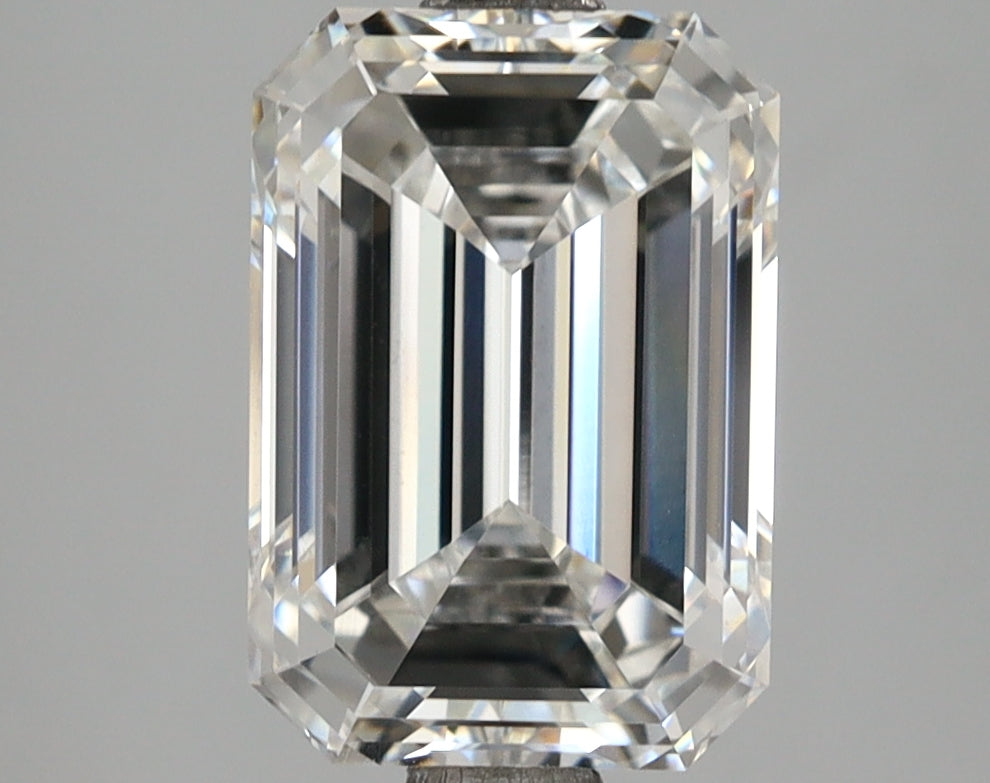 3.50 Carat Emerald Shaped, Ideal Cut, E Color, VS2 Clarity, IGI Certified Lab Grown Diamond