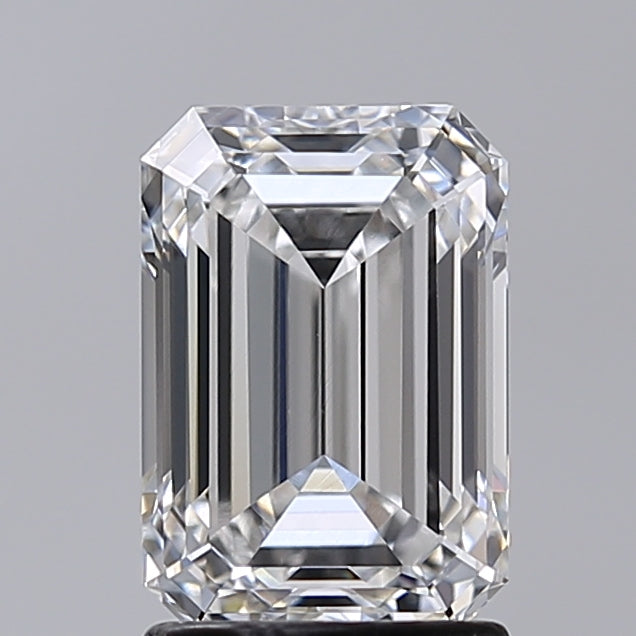 2.00 Carat Emerald Shaped, Very Good Cut, E Color, VVS2 Clarity, IGI Certified Lab Grown Diamond