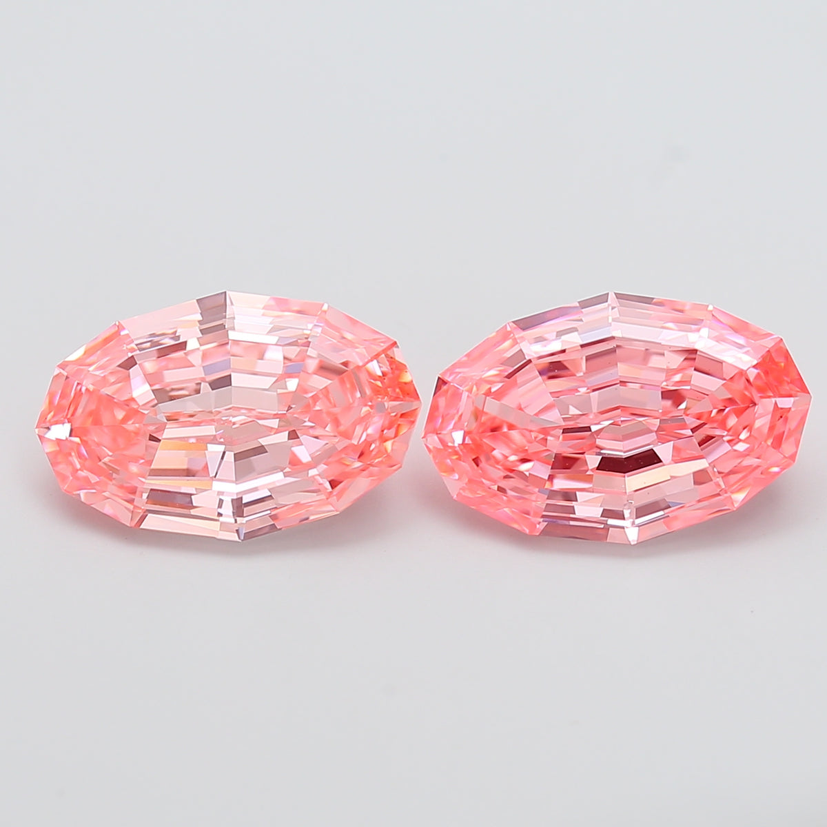 5.27 Carat Oval Shaped, Very Good Cut, VVS2 Clarity, IGI Certified Lab Grown Diamond