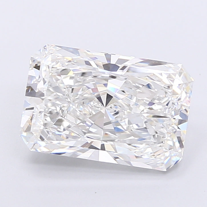 4.22 Carat Radiant Shaped, Very Good Cut, E Color, VVS2 Clarity, IGI Certified Lab Grown Diamond