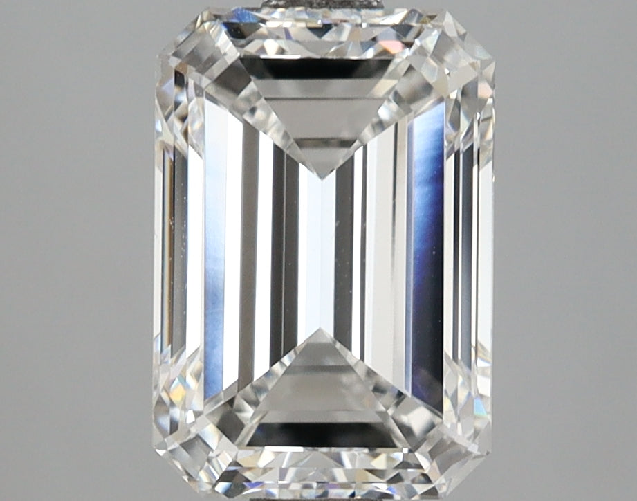 3.00 Carat Emerald Shaped, Excellent Cut, E Color, VVS2 Clarity, IGI Certified Lab Grown Diamond