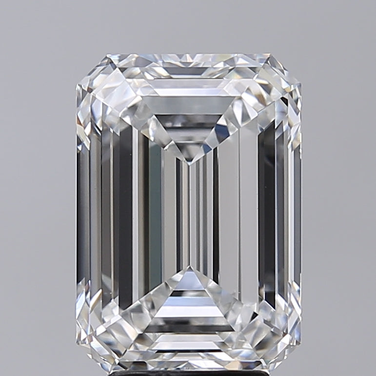 5.02 Carat Emerald Shaped, Very Good Cut, E Color, VVS2 Clarity, IGI Certified Lab Grown Diamond