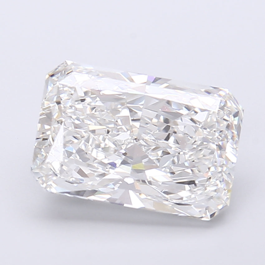 4.07 Carat Radiant Shaped, Very Good Cut, F Color, VVS2 Clarity, IGI Certified Lab Grown Diamond
