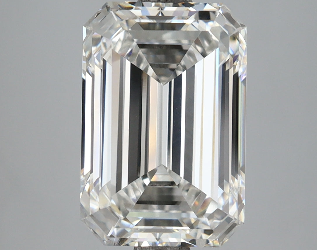 4.44 Carat Emerald Shaped, Ideal Cut, F Color, VVS2 Clarity, IGI Certified Lab Grown Diamond