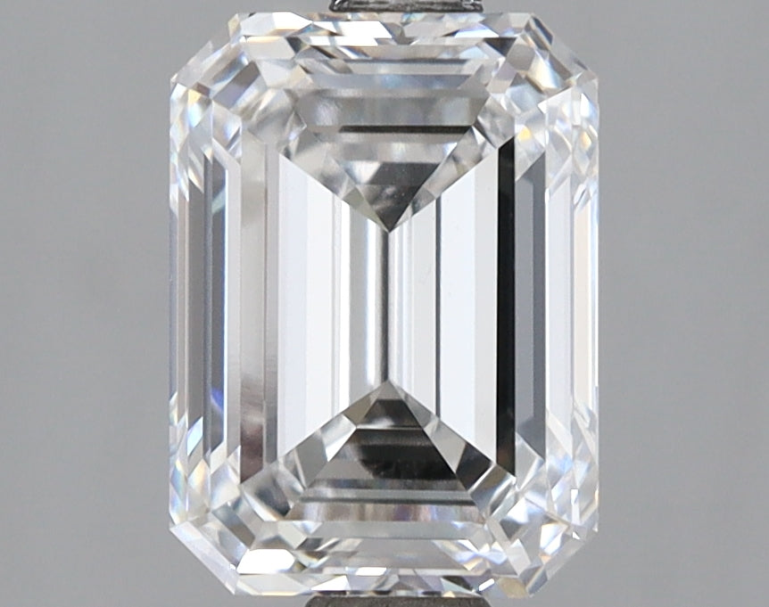 2.61 Carat Emerald Shaped, Ideal Cut, D Color, VVS1 Clarity, IGI Certified Lab Grown Diamond