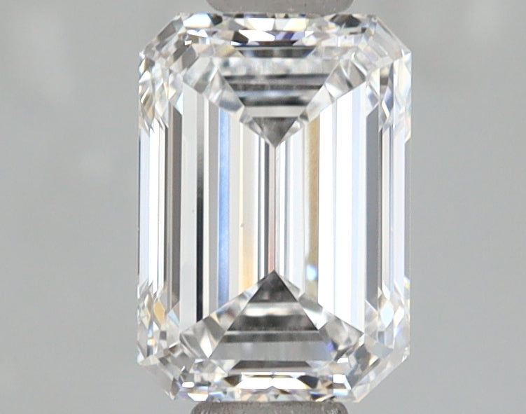 1.50 Carat Emerald Shaped, Excellent Cut, D Color, VVS1 Clarity, IGI Certified Lab Grown Diamond