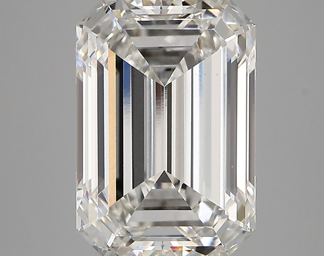 5.08 Carat Emerald Shaped, Very Good Cut, F Color, VVS2 Clarity, IGI Certified Lab Grown Diamond