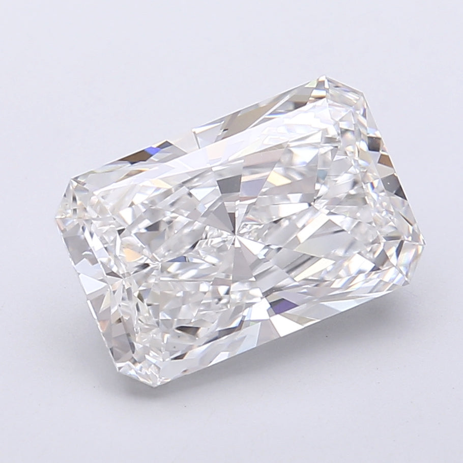 4.21 Carat Radiant Shaped, Very Good Cut, E Color, VVS2 Clarity, IGI Certified Lab Grown Diamond