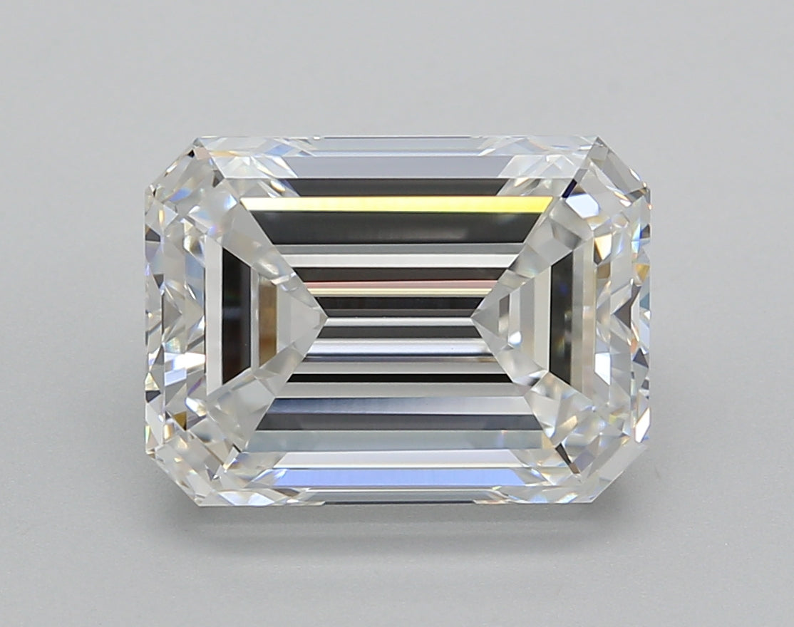 5.01 Carat Emerald Shaped, Very Good Cut, F Color, VVS2 Clarity, IGI Certified Lab Grown Diamond