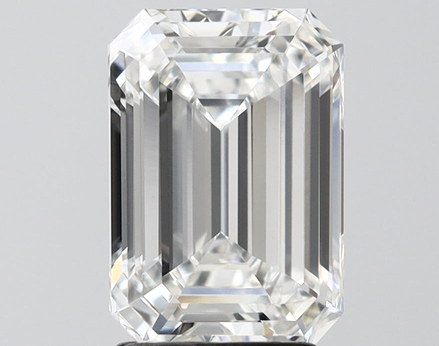 3.05 Carat Emerald Shaped, Ideal Cut, F Color, VVS2 Clarity, IGI Certified Lab Grown Diamond