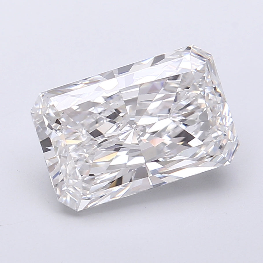 4.01 Carat Radiant Shaped, Very Good Cut, E Color, VVS2 Clarity, IGI Certified Lab Grown Diamond