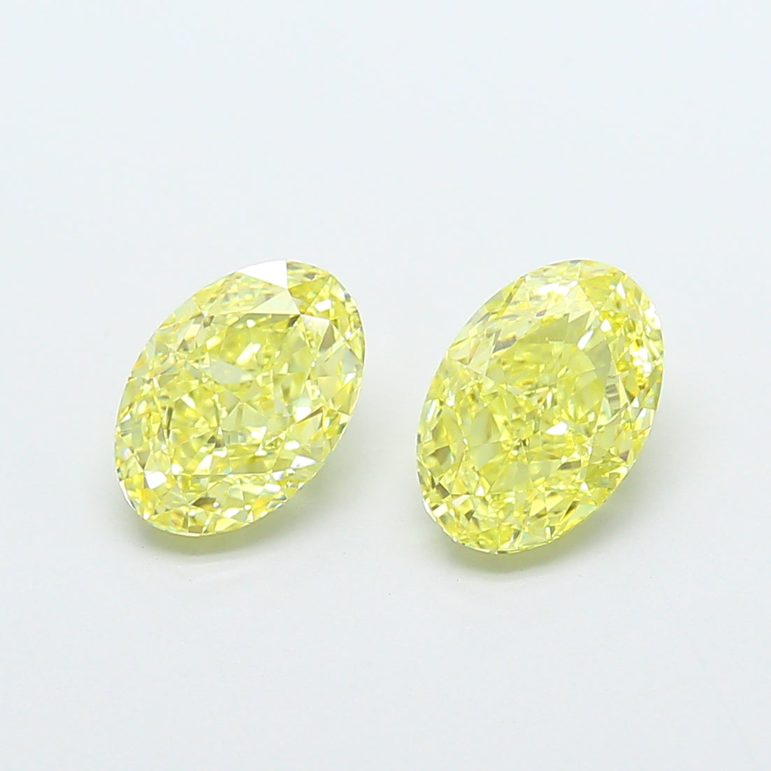1.51 Carat Oval Shaped, Very Good Cut, VS1 Clarity, IGI Certified Lab Grown Diamond