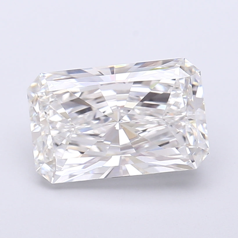 3.00 Carat Radiant Shaped, Very Good Cut, E Color, VVS2 Clarity, IGI Certified Lab Grown Diamond