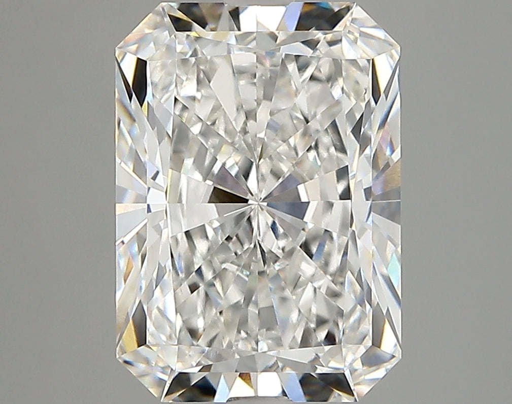 4.19 Carat Radiant Shaped, Very Good Cut, E Color, VVS2 Clarity, IGI Certified Lab Grown Diamond