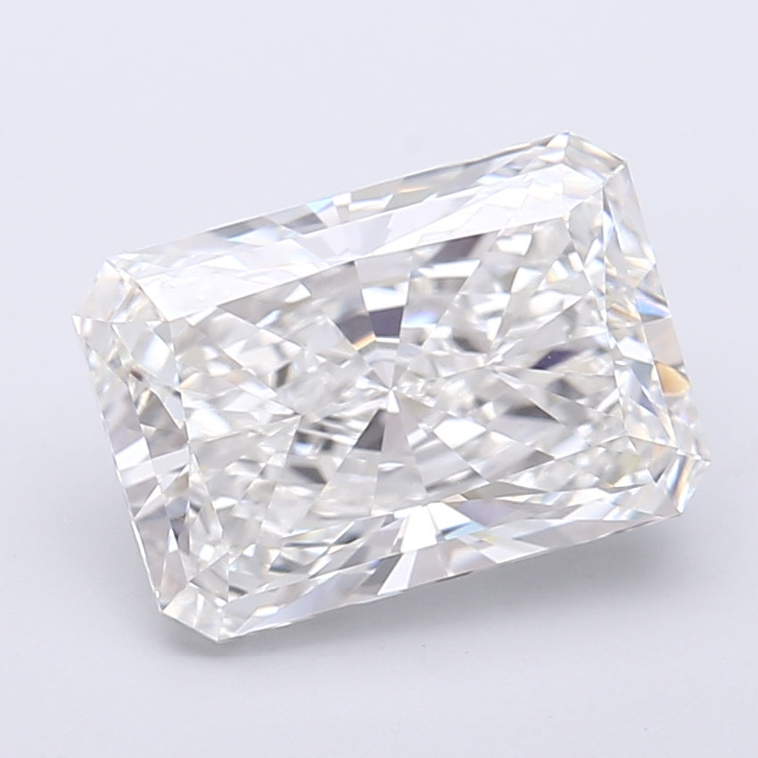 4.26 Carat Radiant Shaped, Very Good Cut, F Color, VVS2 Clarity, IGI Certified Lab Grown Diamond