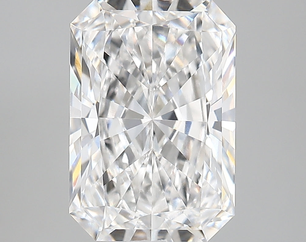 4.14 Carat Radiant Shaped, Very Good Cut, E Color, VVS2 Clarity, IGI Certified Lab Grown Diamond