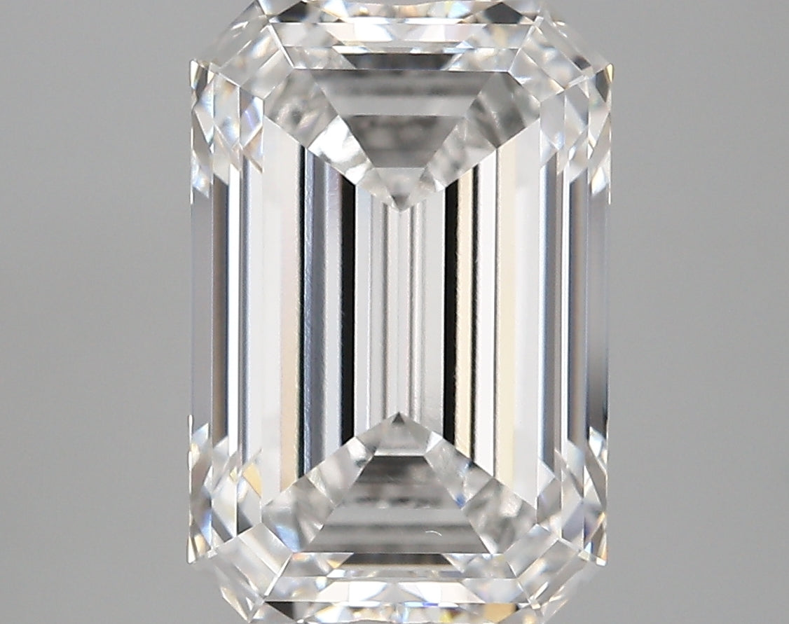 6.02 Carat Emerald Shaped, Very Good Cut, F Color, VVS2 Clarity, IGI Certified Lab Grown Diamond