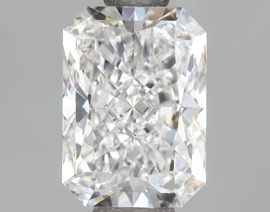 1.04 Carat Radiant Shaped, Excellent Cut, D Color, VVS1 Clarity, IGI Certified Lab Grown Diamond