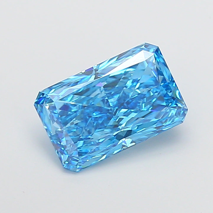 5.46 Carat Radiant Shaped, Very Good Cut, VS1 Clarity, IGI Certified Lab Grown Diamond