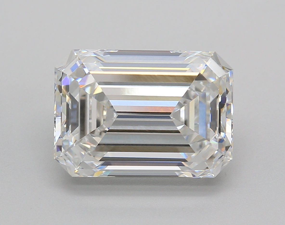 5.02 Carat Emerald Shaped, Very Good Cut, E Color, VVS2 Clarity, IGI Certified Lab Grown Diamond