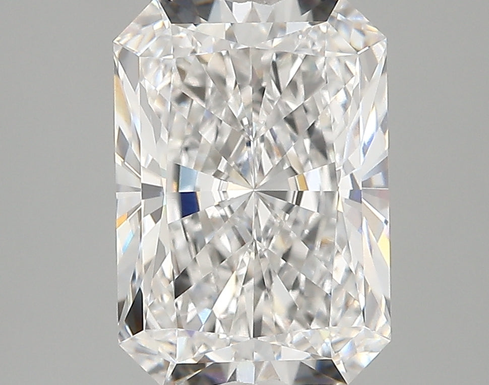 4.01 Carat Radiant Shaped, Very Good Cut, E Color, VVS1 Clarity, IGI Certified Lab Grown Diamond